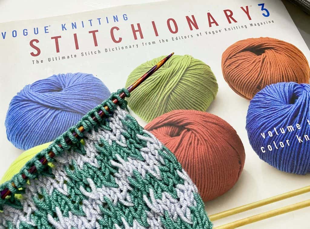 Review of Vogue Knitting Stitchionary 3 - Color Knitting book